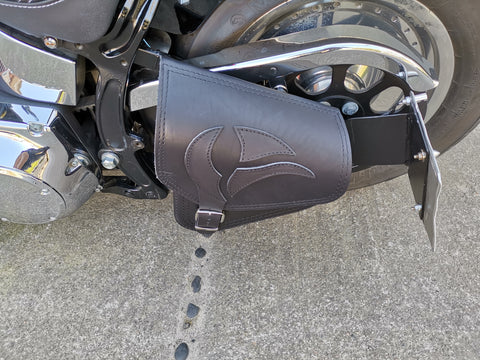 Eagle Schwarz Schwingentasche passend für Harley-Davidson Softail