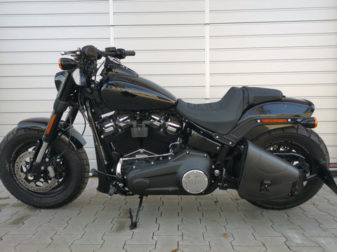 Odin Blackline Schwingentasche passend für Harley-Davidson Softail