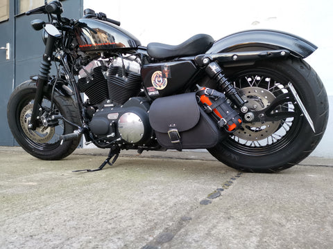 Sporty Clean Black Swing Bag Fits Harley-Davidson Sportster