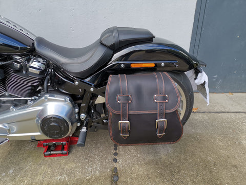 Zeus Orange side case + holder XL suitable for Softail from 2018 until today