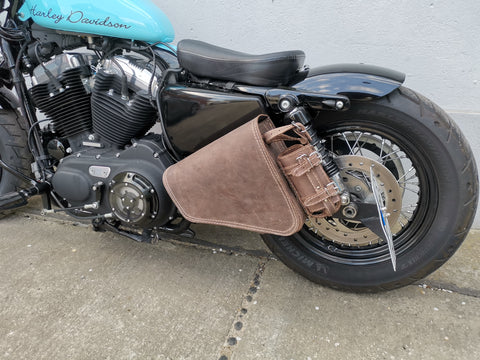 Clean Braun side bag with bottle cage fits Harley-Davidson Sportster