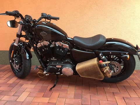 Clean Light Brown Side Bag With Bottle Holder Fits Harley-Davidson Sportster