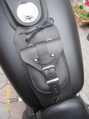 Tankpad black suitable for Harley-Davidson Heritage with V Dashboard