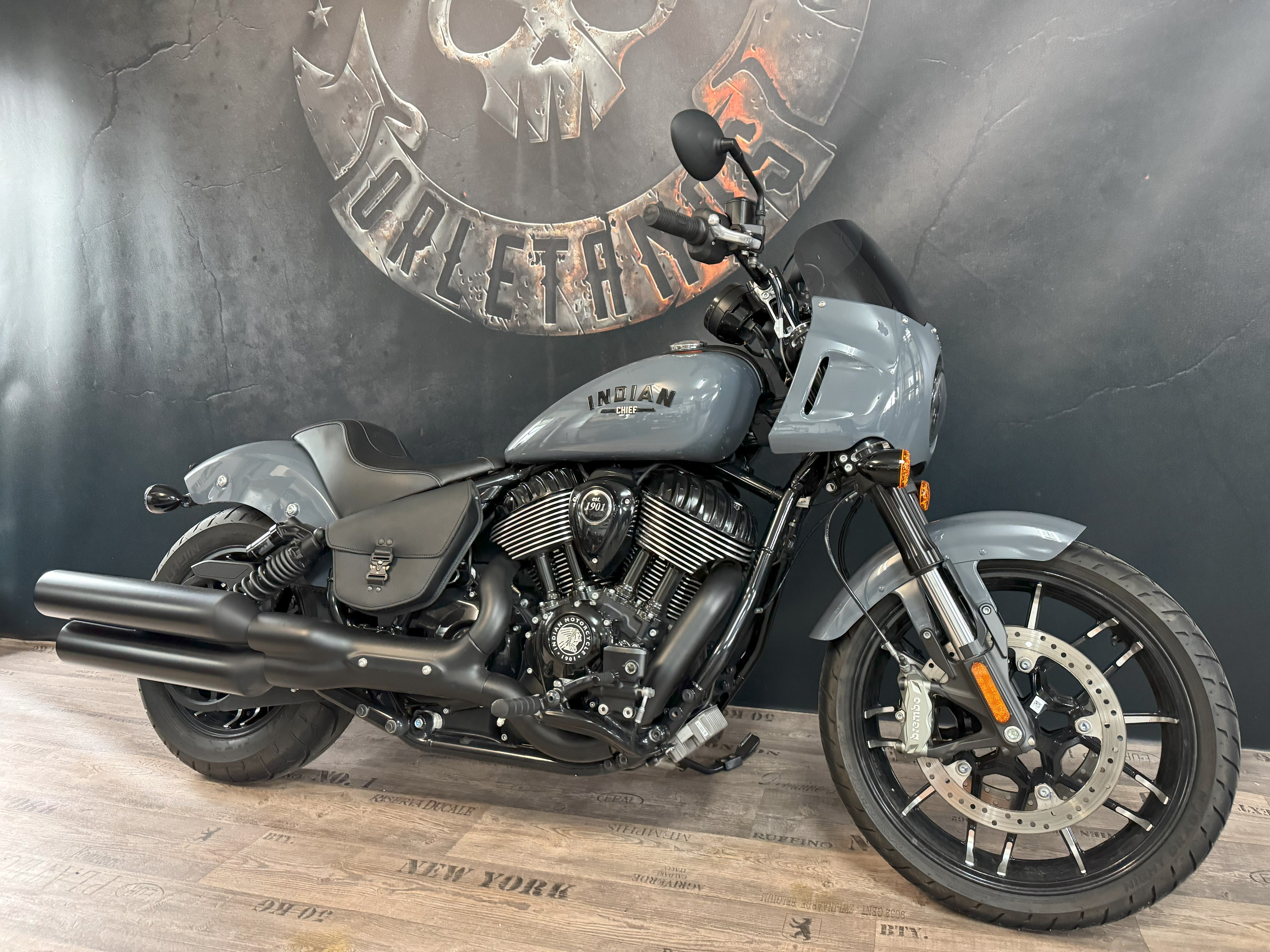 Winnetou schwarz rechts Seitentasche passend für Indian Chief