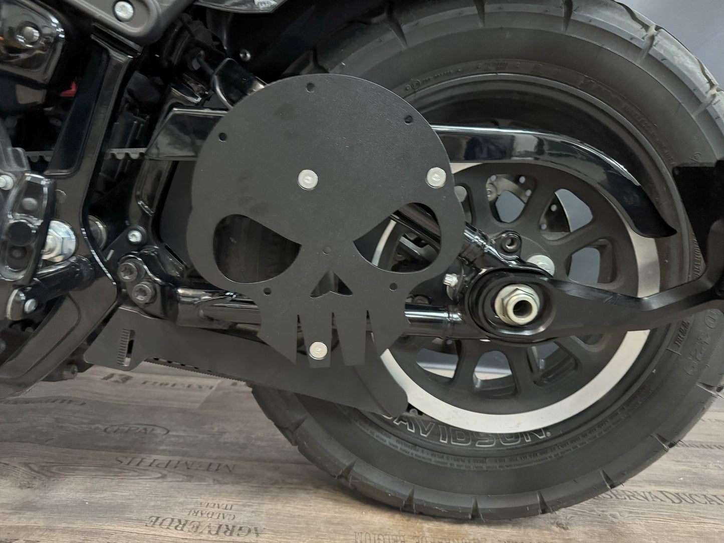 Schwingentaschenhalter passend für Harley-Davidson Softail ab 2018 bis Heute