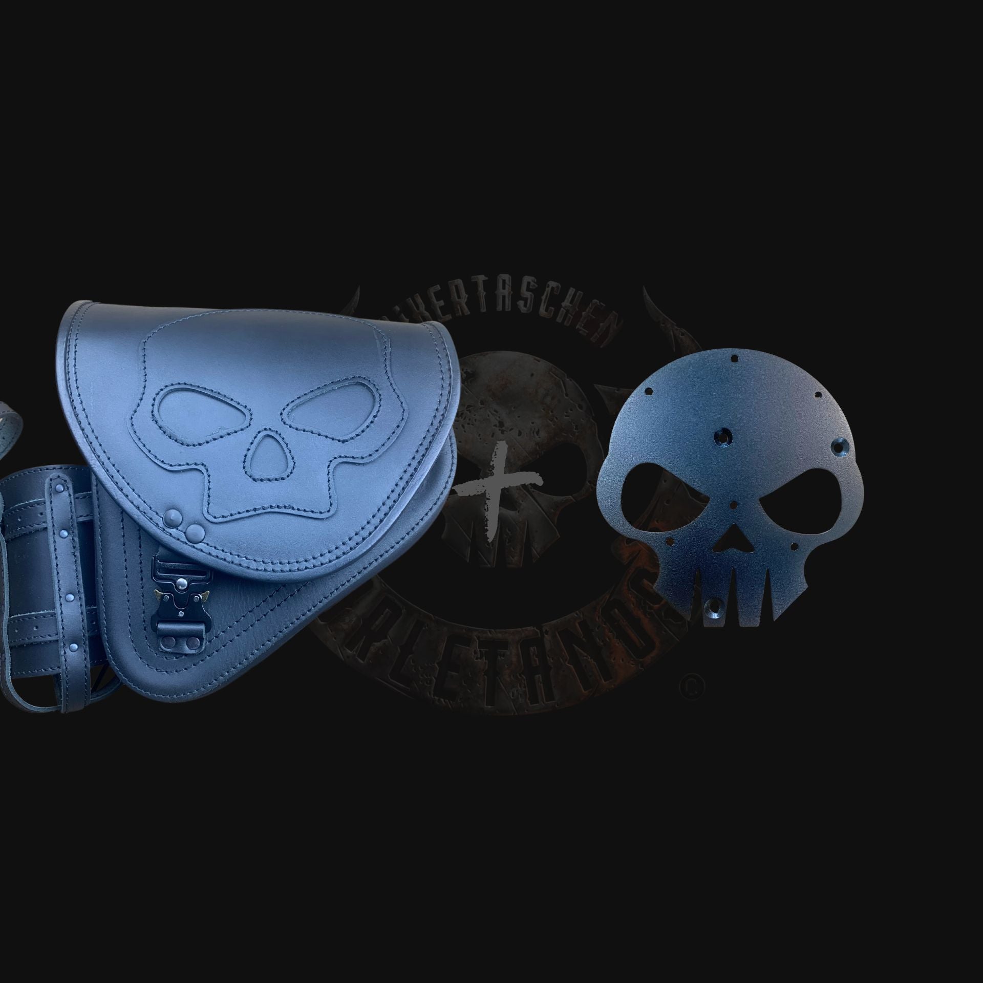 Diablo Skull Blackline Schwingentasche + Schwingenhalter Softail ab 2018