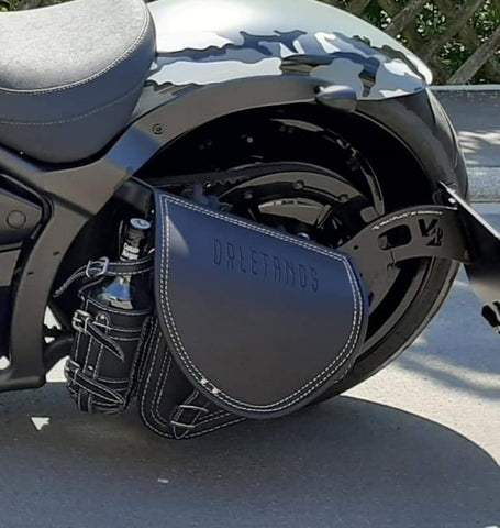 Diablo weiß Schwingentasche Set + Schwingenhalter Softail bis 2017
