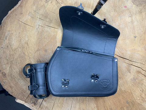 KING SCHWARZ mit Flaschenhalter Schwingentasche passend für Harley-Davidson Sportster S ab 2021