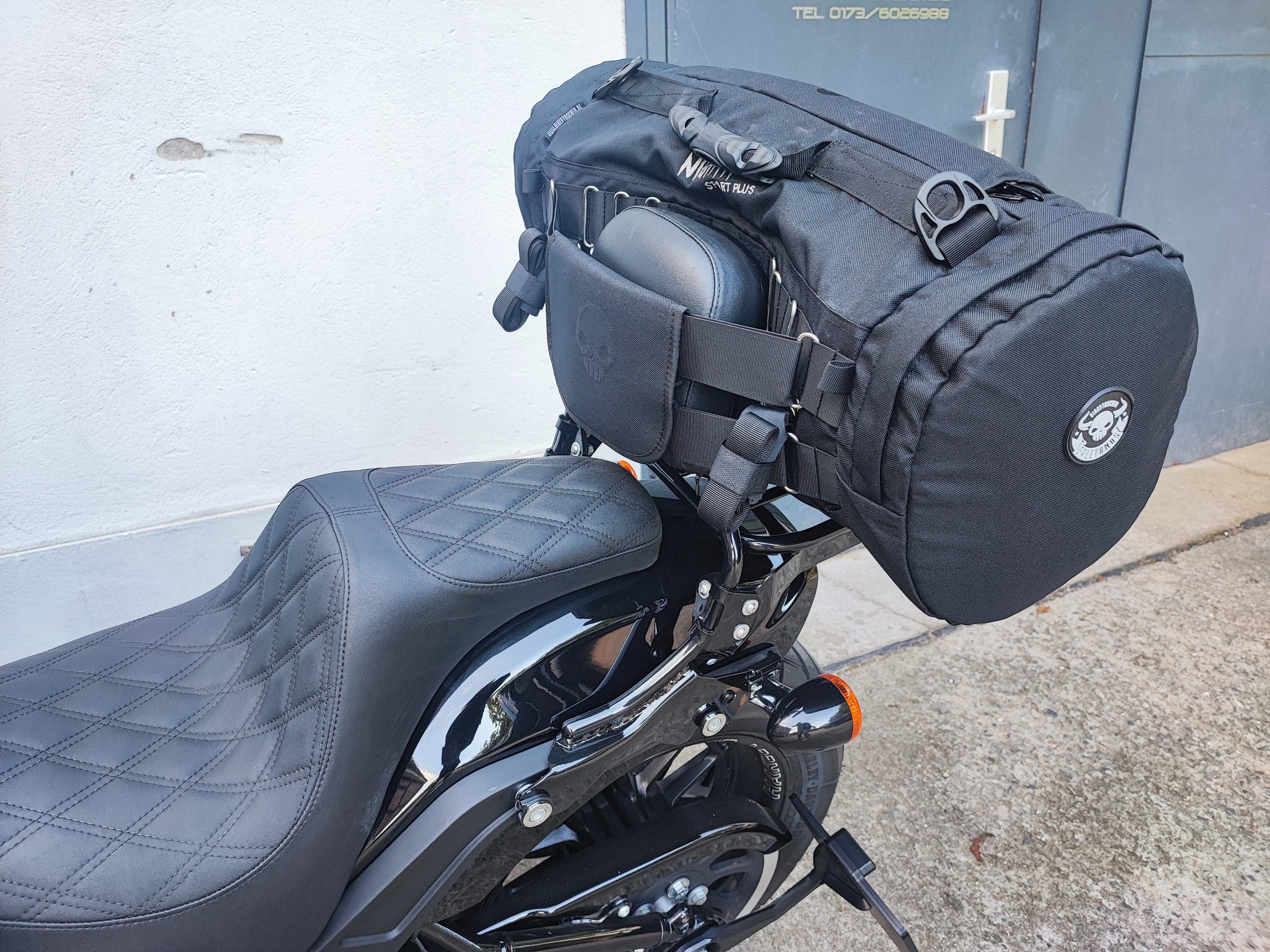 NIGHTTRON SPORT PLUS 38L universelle Reisetasche für Sissybar oder Gepäckträger