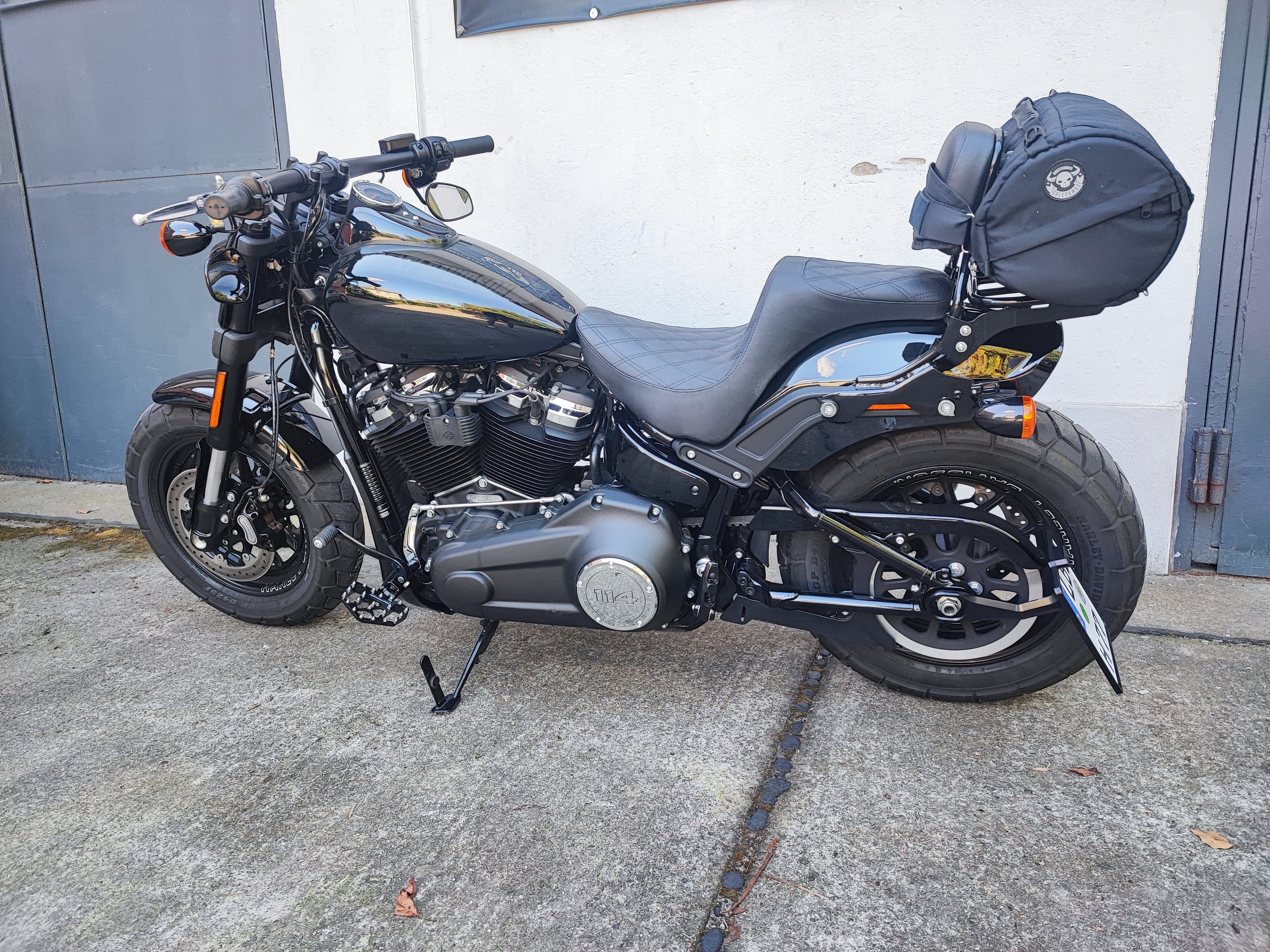 NIGHTTRON SPORT 19L universelle Reisetasche für Sissybar oder Gepäckträger