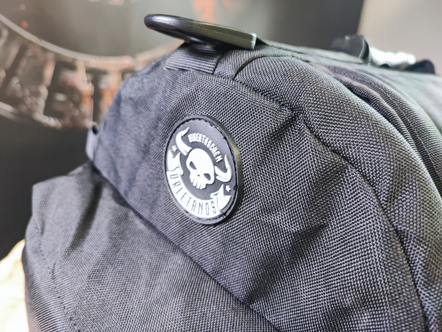 NIGHTTRON ADVENTURE 35L universelle Reisetasche für Sissybar oder Gepäckträger