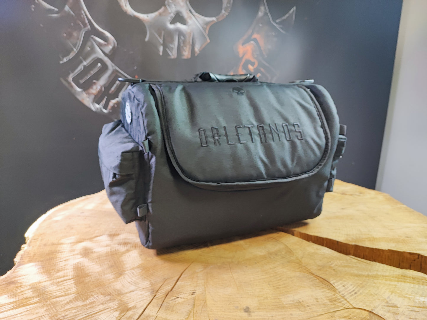 NIGHTTRON ADVENTURE 35L universelle Reisetasche für Sissybar oder Gepäckträger