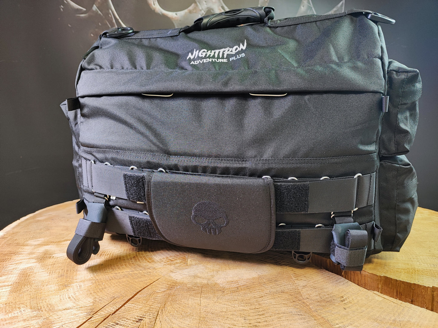 NIGHTTRON ADVENTURE Plus 65L universelle Reisetasche für Sissybar oder Gepäckträger