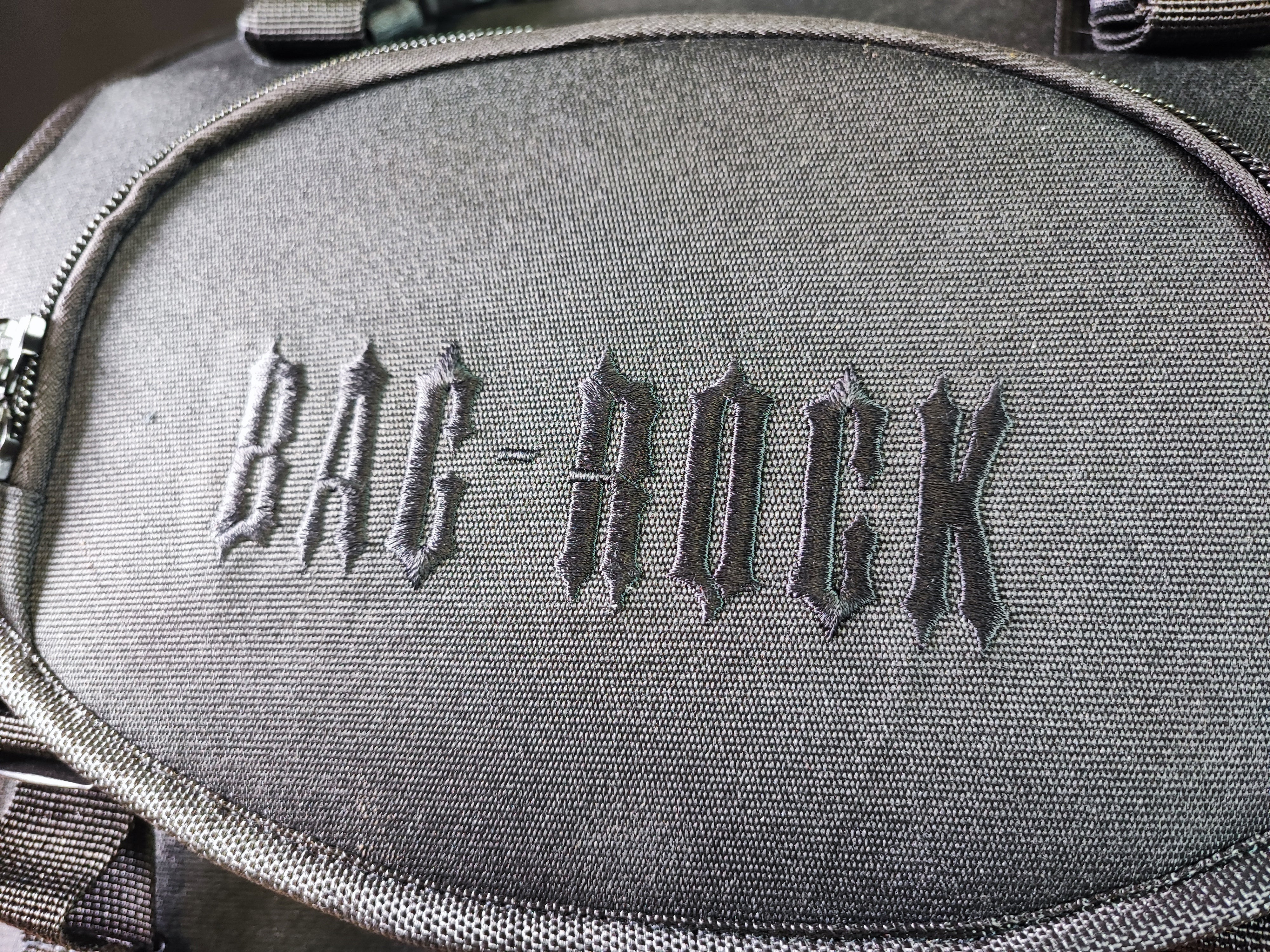 BAG-ROCK L universelle Reisetasche für Sissybar oder Gepäckträger