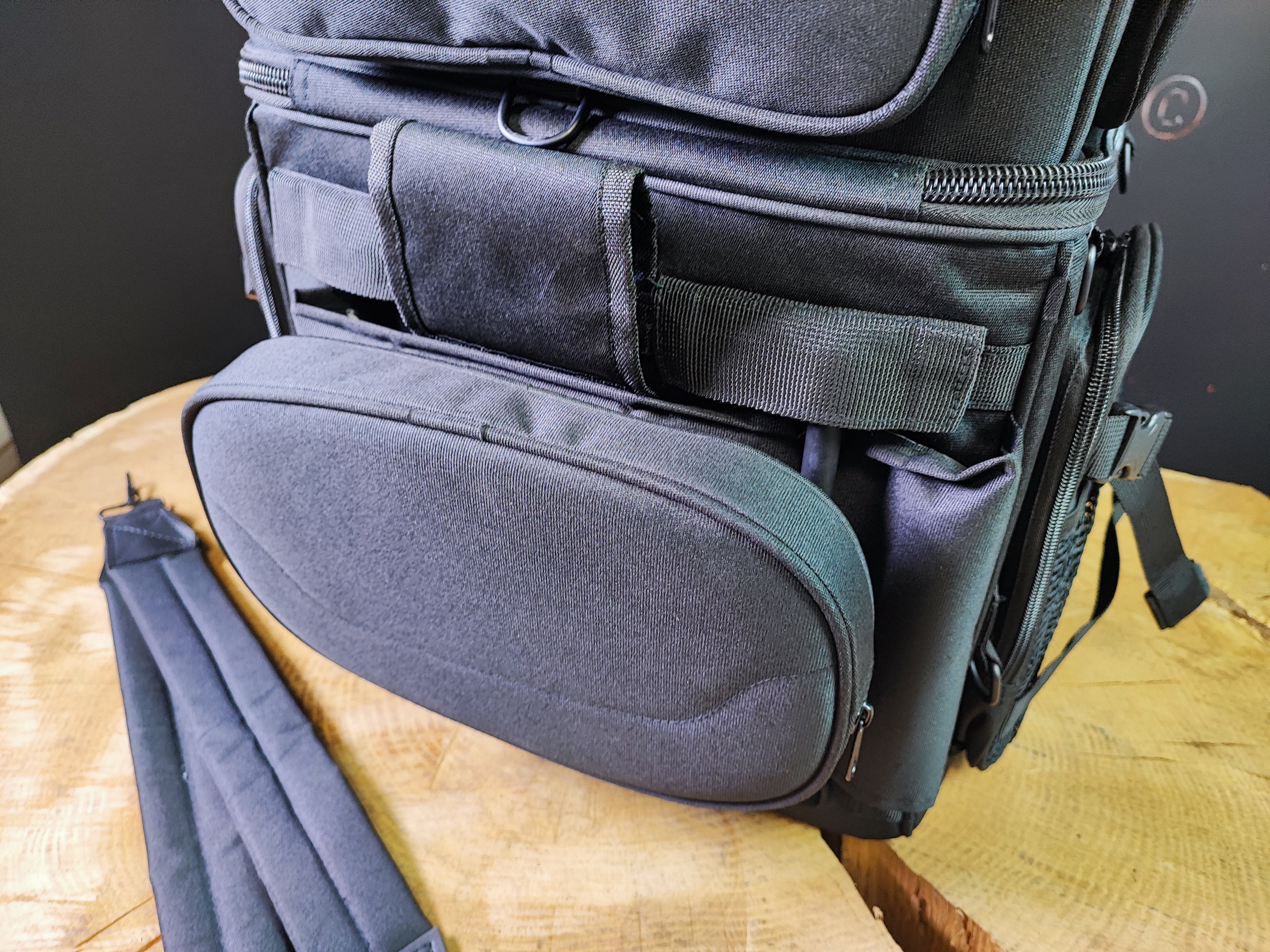 BAG-ROCK L universelle Reisetasche für Sissybar oder Gepäckträger