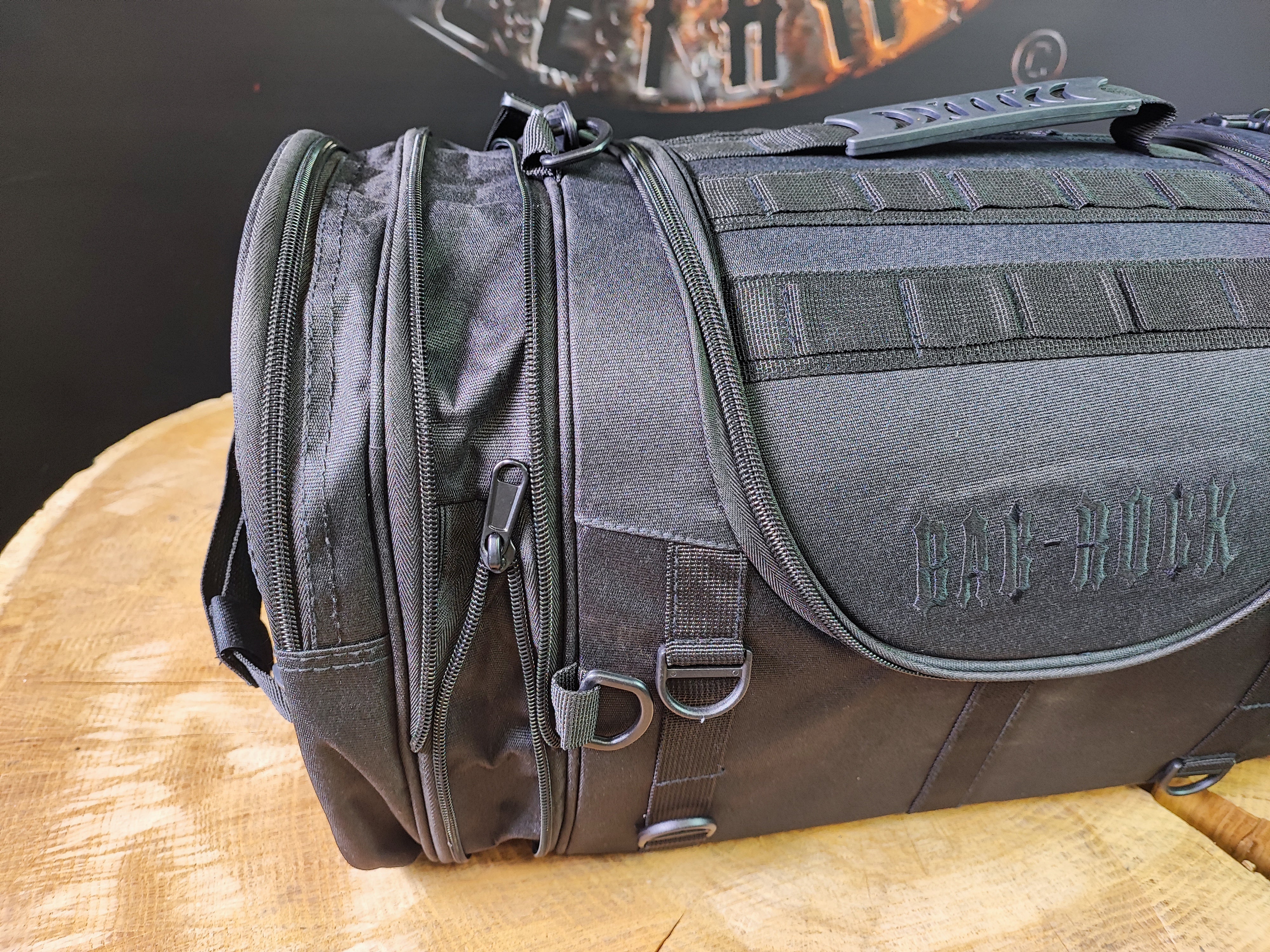 BAG-ROCK S universelle Reisetasche für Sissybar oder Gepäckträger
