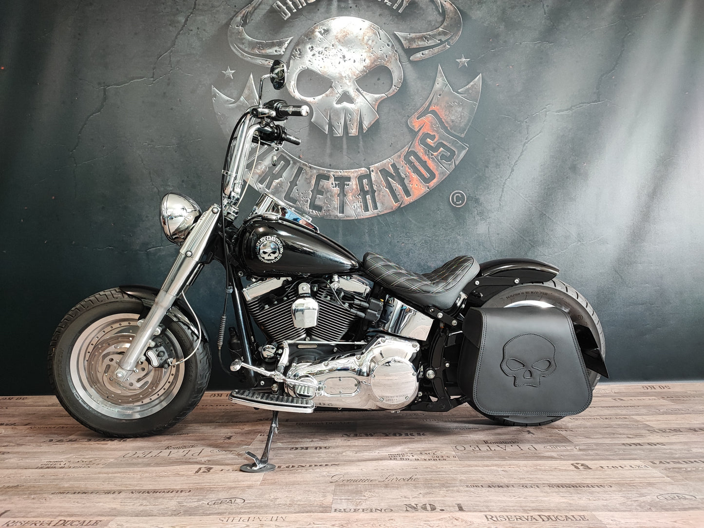 HERKULES BLACKLINE mit SKULL