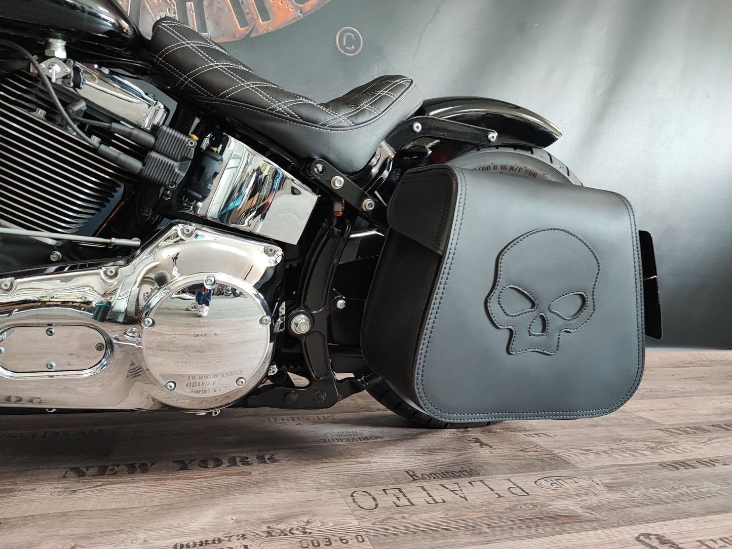 HERKULES BLACKLINE mit SKULL