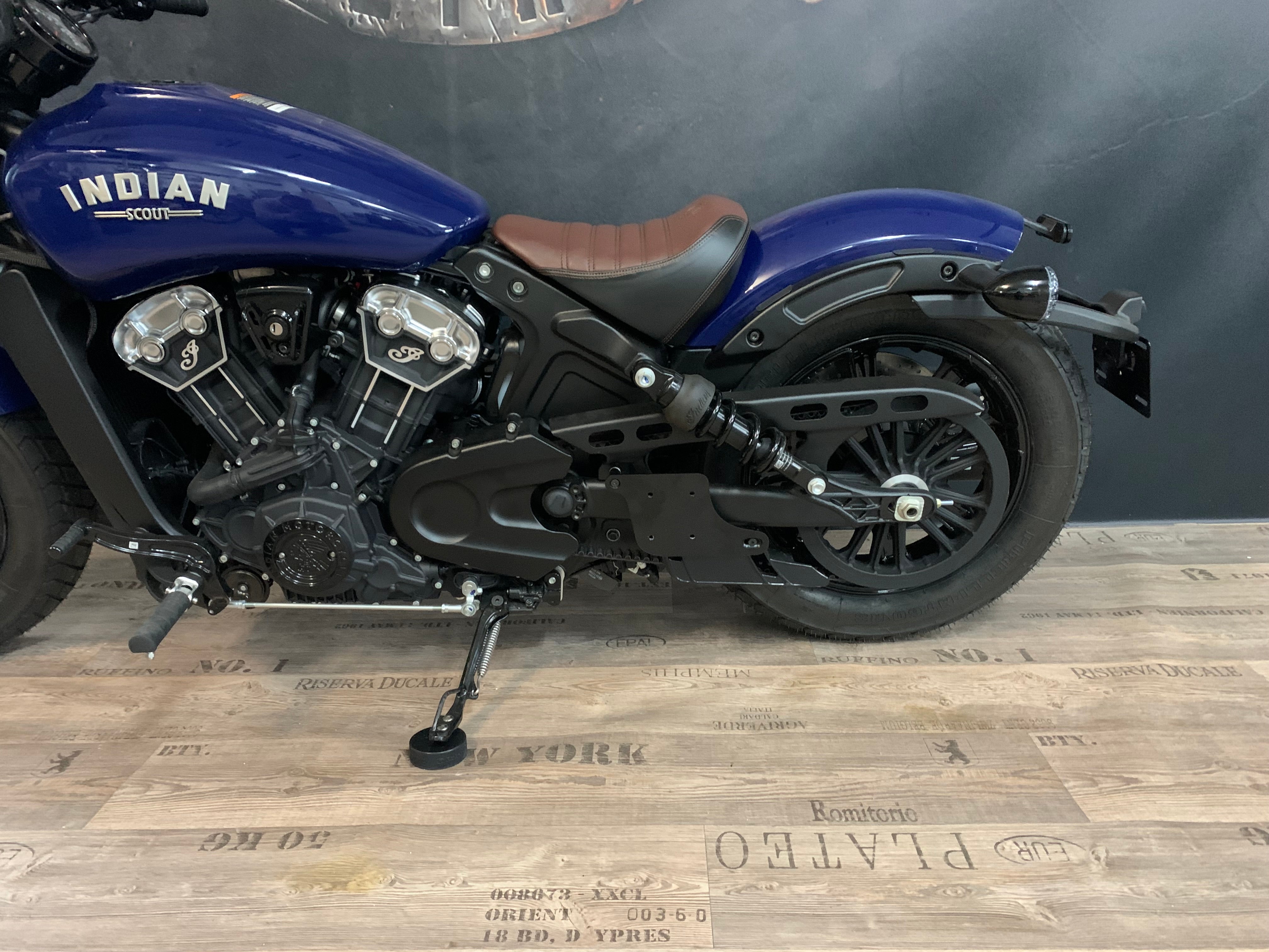 ANUK schwarz Schwingentasche inkl. Halter passend für Indian Scout
