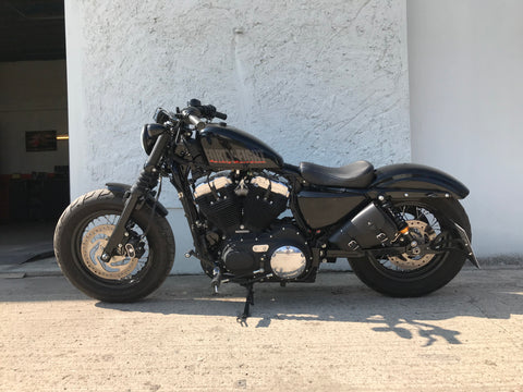 Medusa Skull links passend für Harley-Davidson Sportster