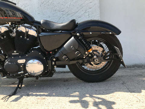 Medusa Schwarz passend für Harley-Davidson Sportster