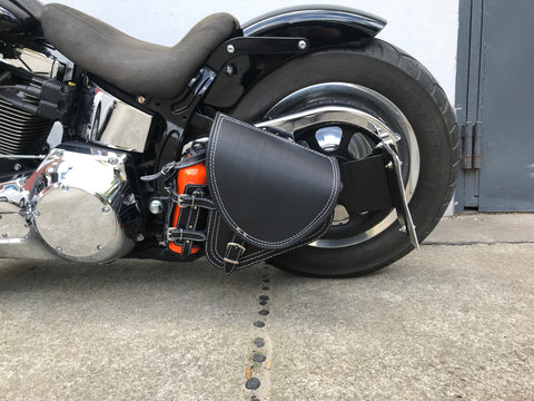 Diablo Weiß mit Flaschenhalter passend für Harley-Davidson Softail