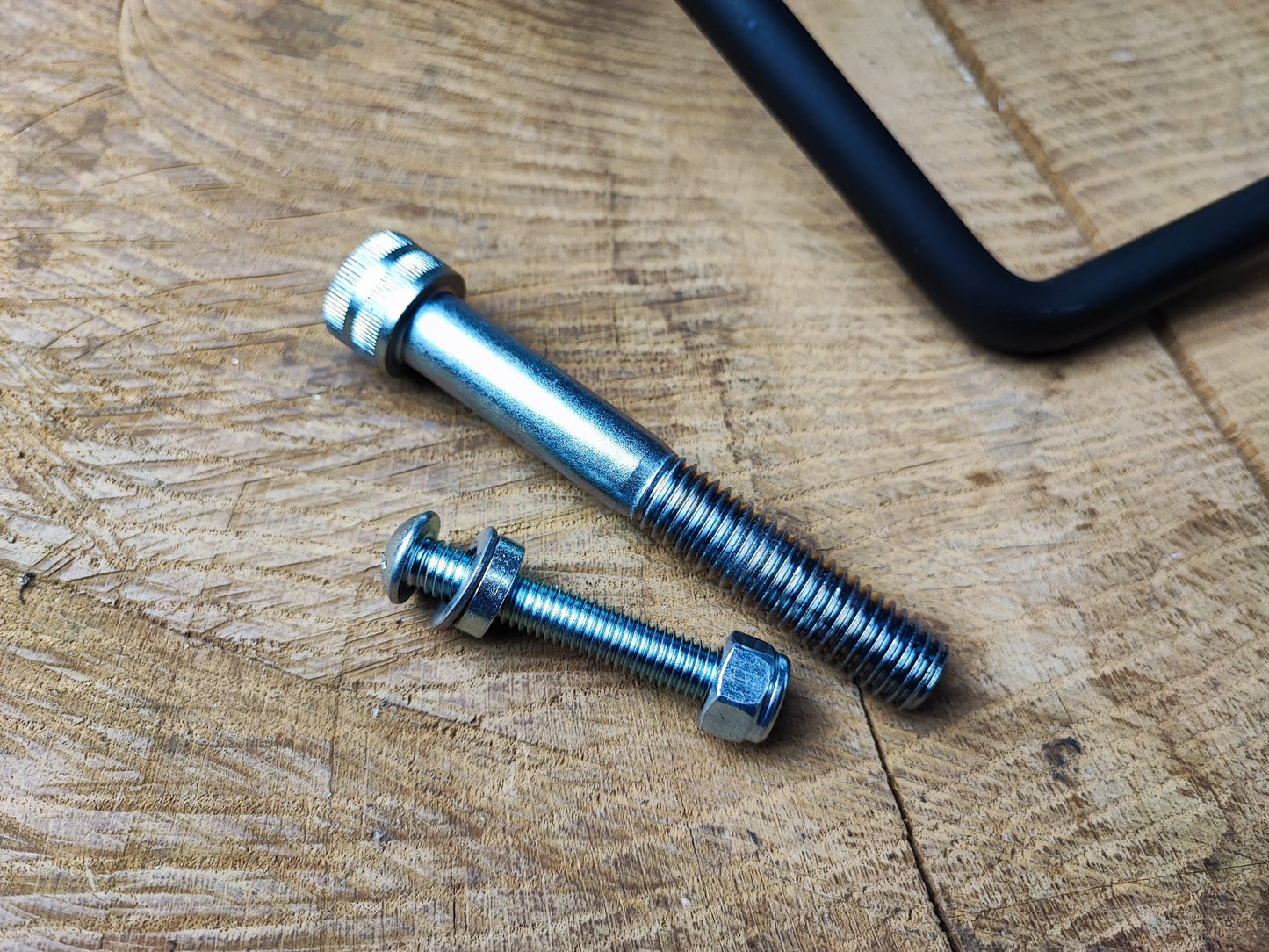 Seitentaschenhalter für das KlickFix-System passend für Harley Davidson Sportster XL/XLM/XLN Bj. 1994-2004 linke Seite