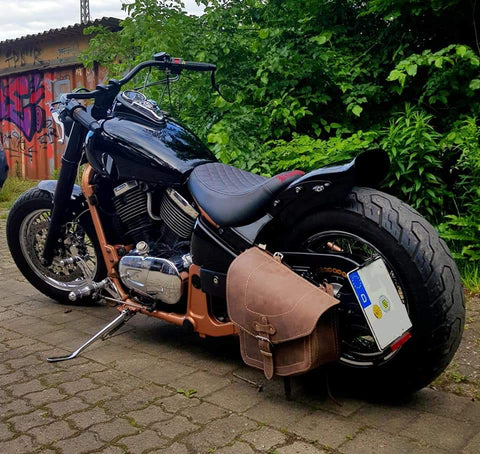 Odin braun Schwingentasche passend für Harley-Davidson Softail