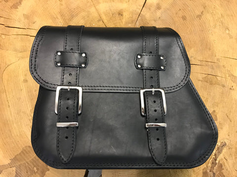 Zeus Schwarz Seitenkoffer + Halter passend für Dyna Street Bob von 1996 bis 2017