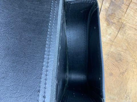 Diablo Black Edition Schwingentasche mit Flaschenhalter passend für Harley-Davidson Softail