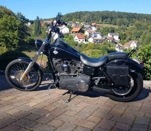 Poseidon Schwarz Satteltaschen Set passend für Harley-Davidson Street Bob bis 2017