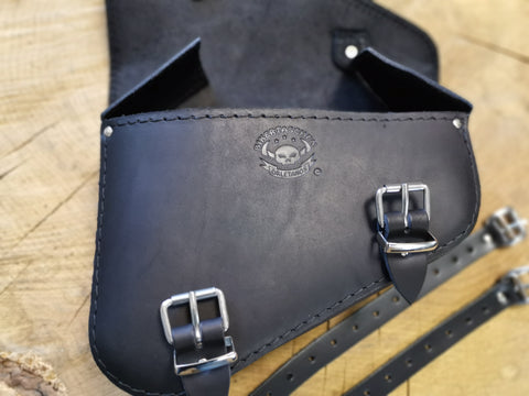 Medusa Schwarz ( Rechte Seite ) passend für Harley Davidson Sportster