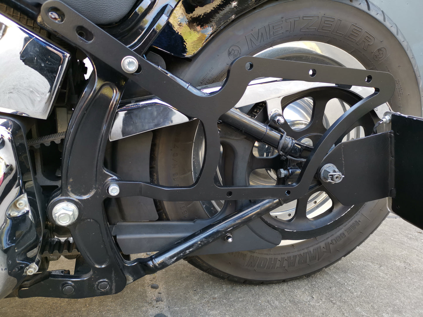 Seitentaschenhalter XL passend für Harley-Davidson Softail von 1992 bis 2017