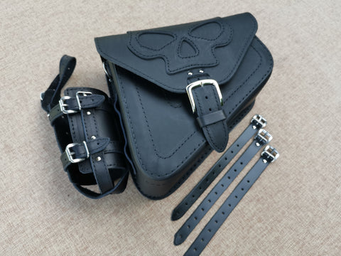 Skull Black Seitentasche mit Flaschenhalter passend für Harley-Davidson Sportster für die Rechte Seite