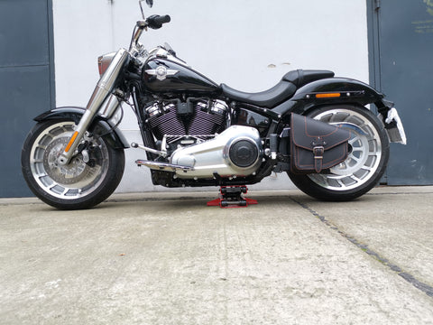 Odin Orange Schwingentasche passend für Harley-Davidson Softail