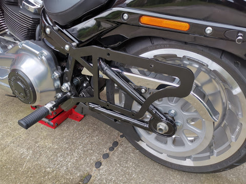 Zeus Orange Seitenkoffer + Halter XL passend für Softail ab 2018 bis Heute