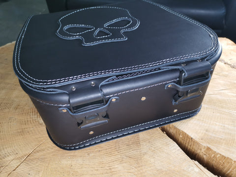 Herkules Skull Silver + Halter XL passend für Softail ab 2018 bis Heute