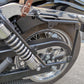 The Big Schwarz Seitenkoffer + Halter passend für Dyna Street Bob von 1996 bis 2017