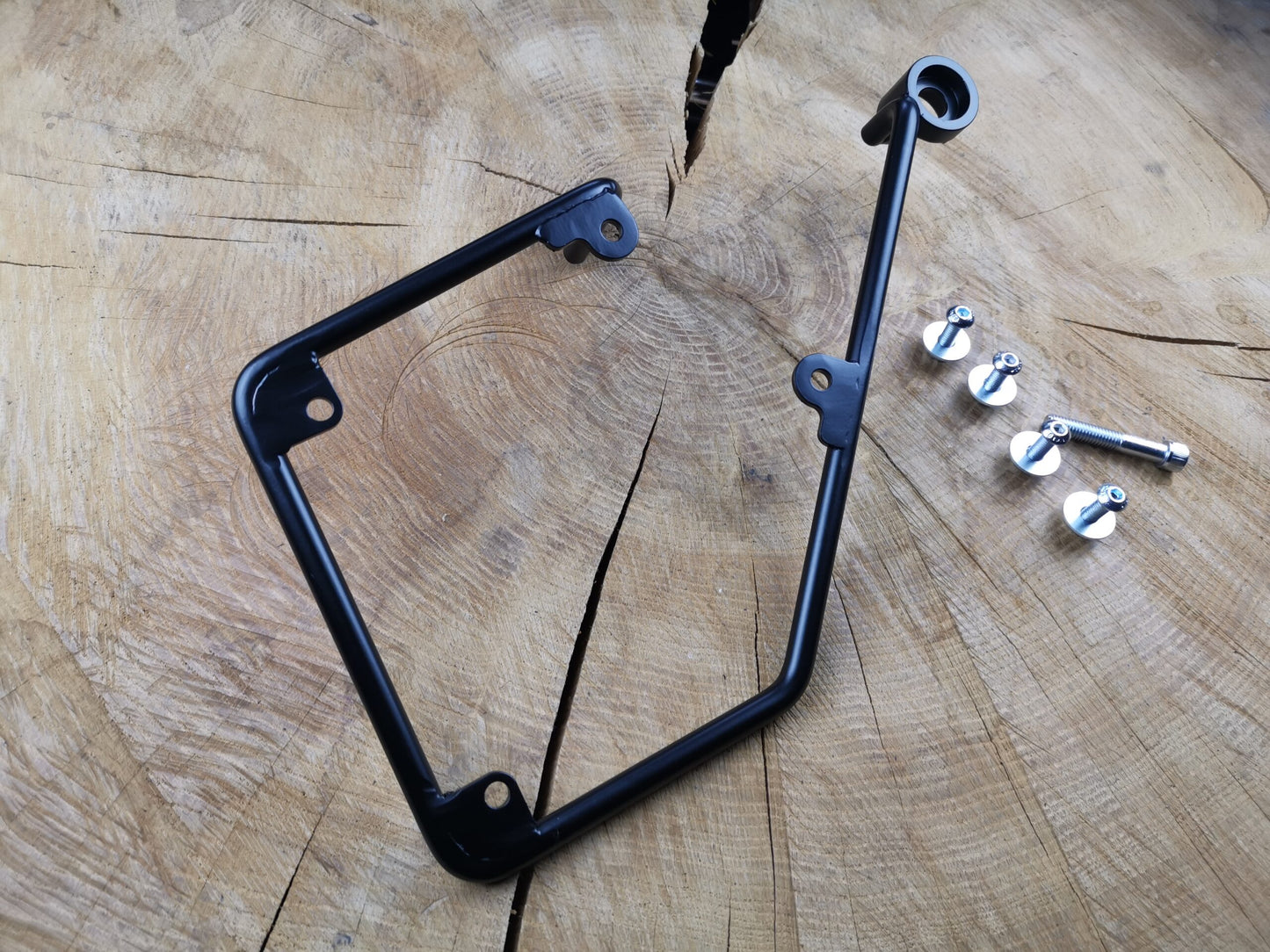 Satteltaschenhalter XL Rechts passend für Harley-Davidson Dyna Street Bob von 1996 bis 2017