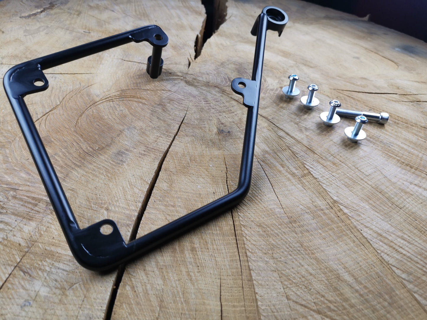 Satteltaschenhalter XL Rechts passend für Harley-Davidson Dyna Street Bob von 1996 bis 2017
