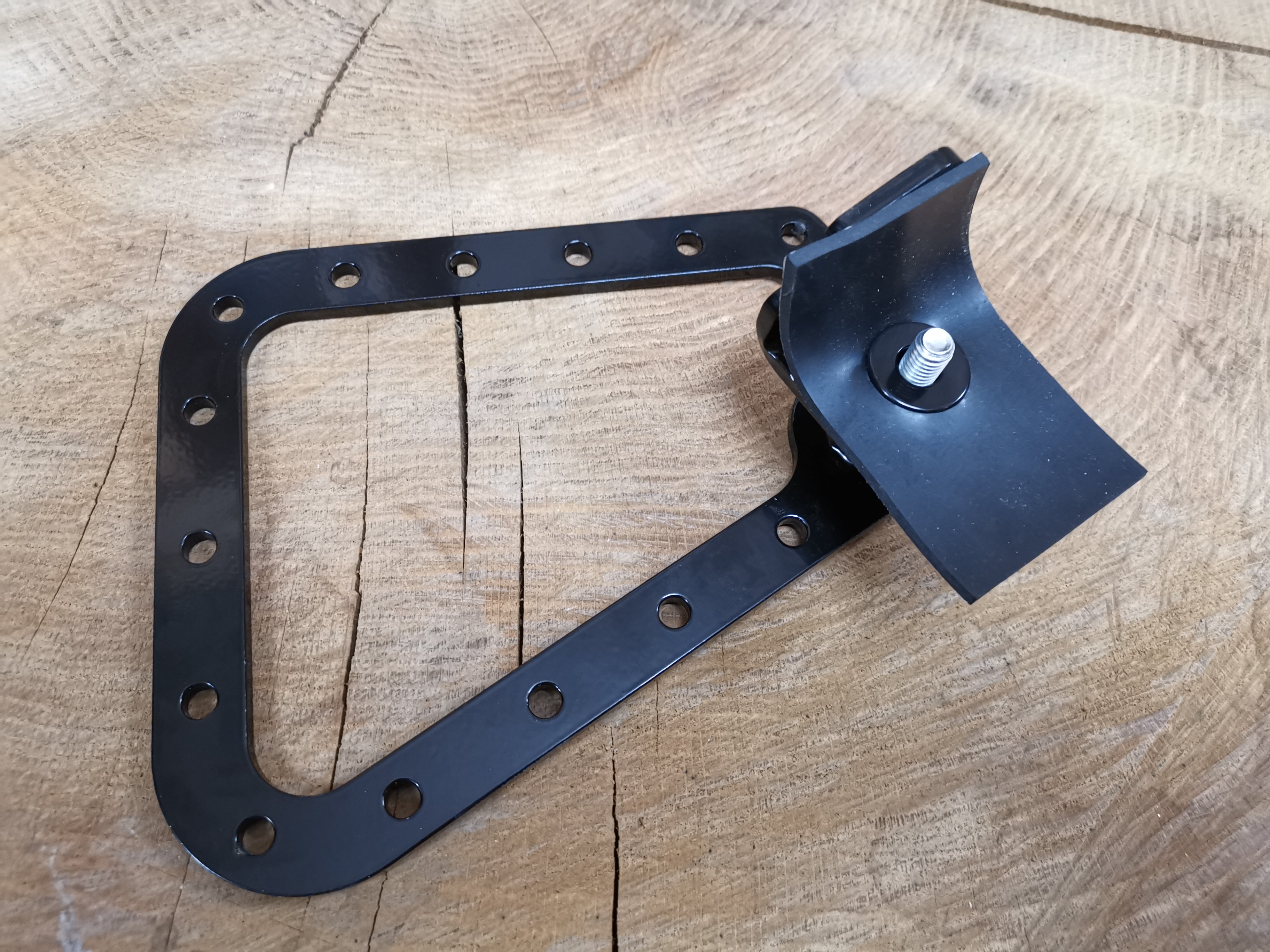 Seitentaschenhalter passend für Harley Davidson Sportster bis Bj. 2004 linke Seite