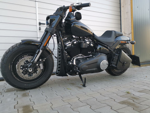 Odin Blackline Schwingentasche passend für Harley-Davidson Softail