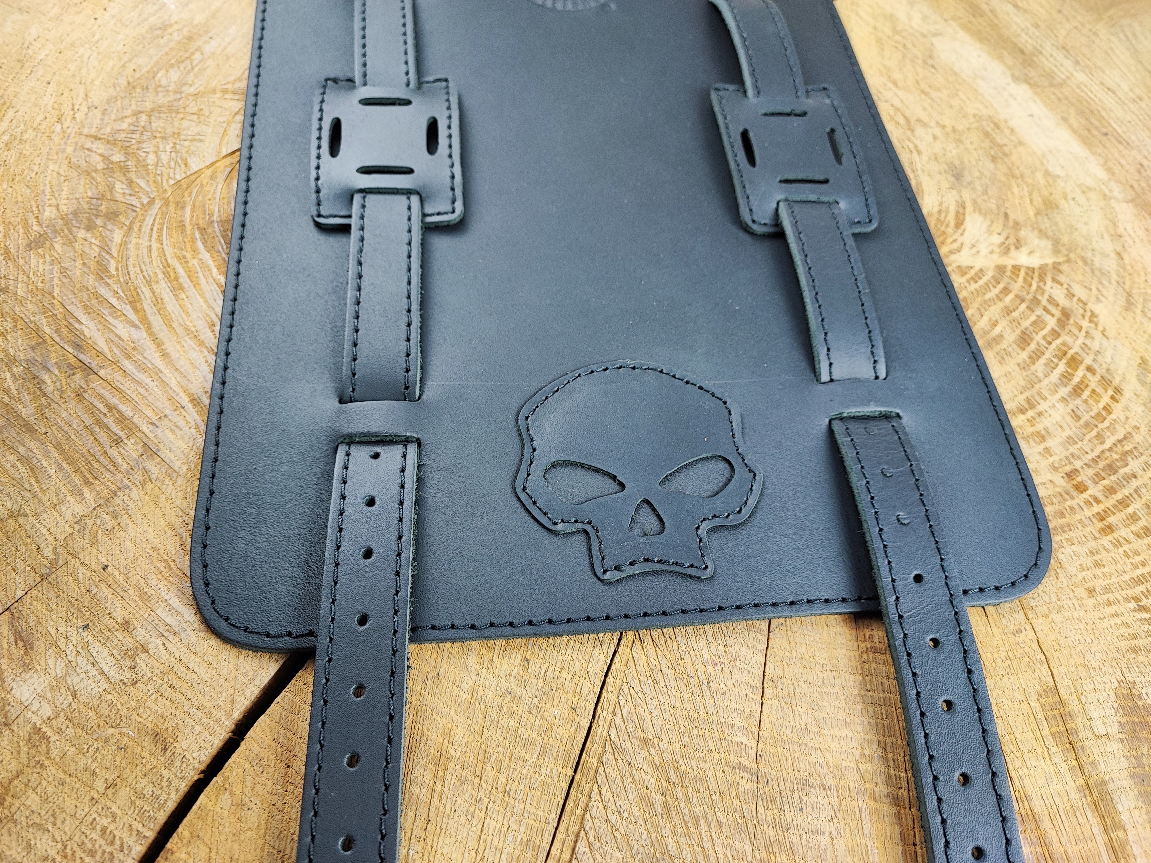 Deckenrolle Skull schwarz