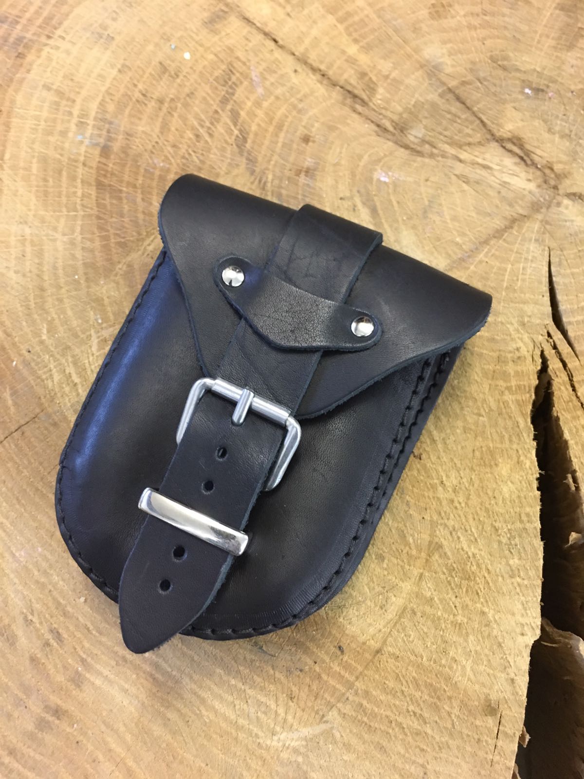 Tankpad mit Zusatzasche schwarz passend für Harley-Davidson Sportster