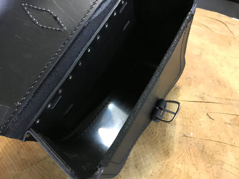 Muscle Schwarz Seitentaschen Set passend für Harley-Davidson VROD Modelle