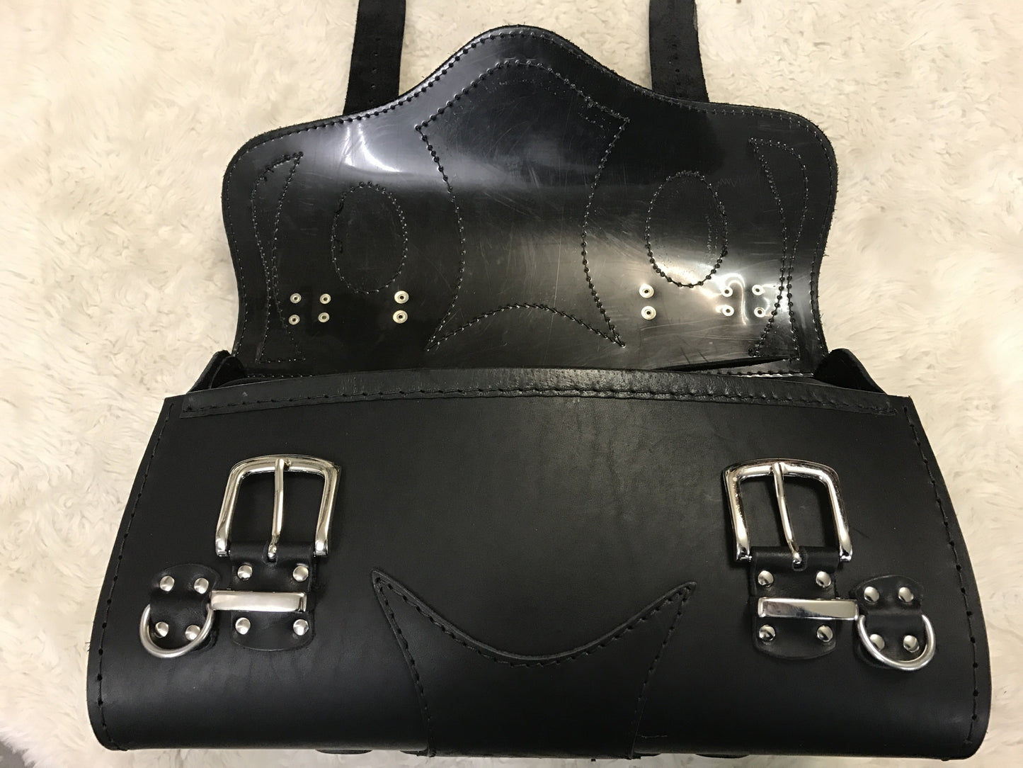 Gepäckkoffer "DEVIL" 11L  in schwarz