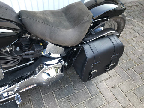 Zeus Schwarz Seitentasche + Halter XL passend für Softail von 1992 bis 2017