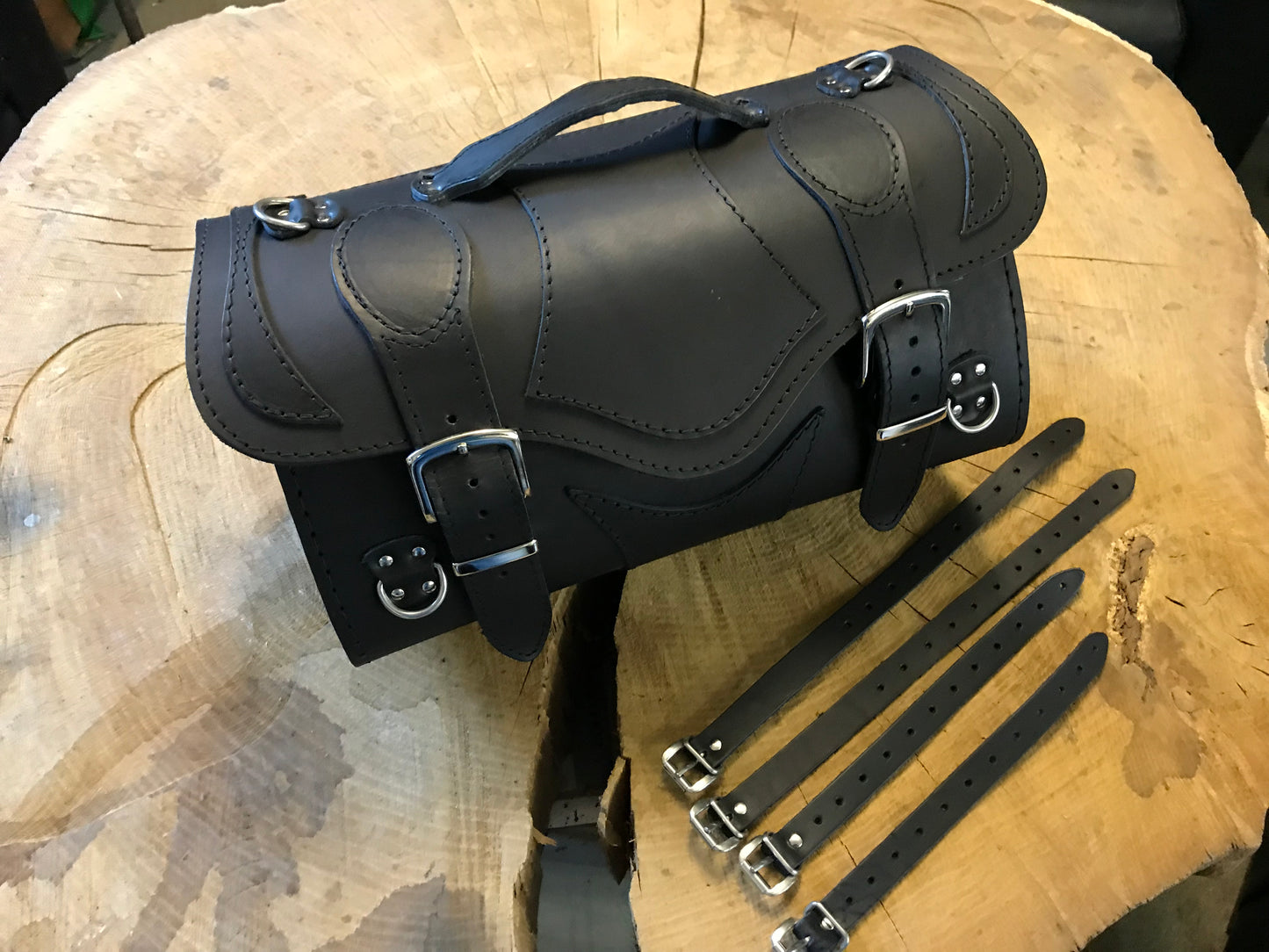 Gepäckkoffer "DEVIL" 11L  in schwarz