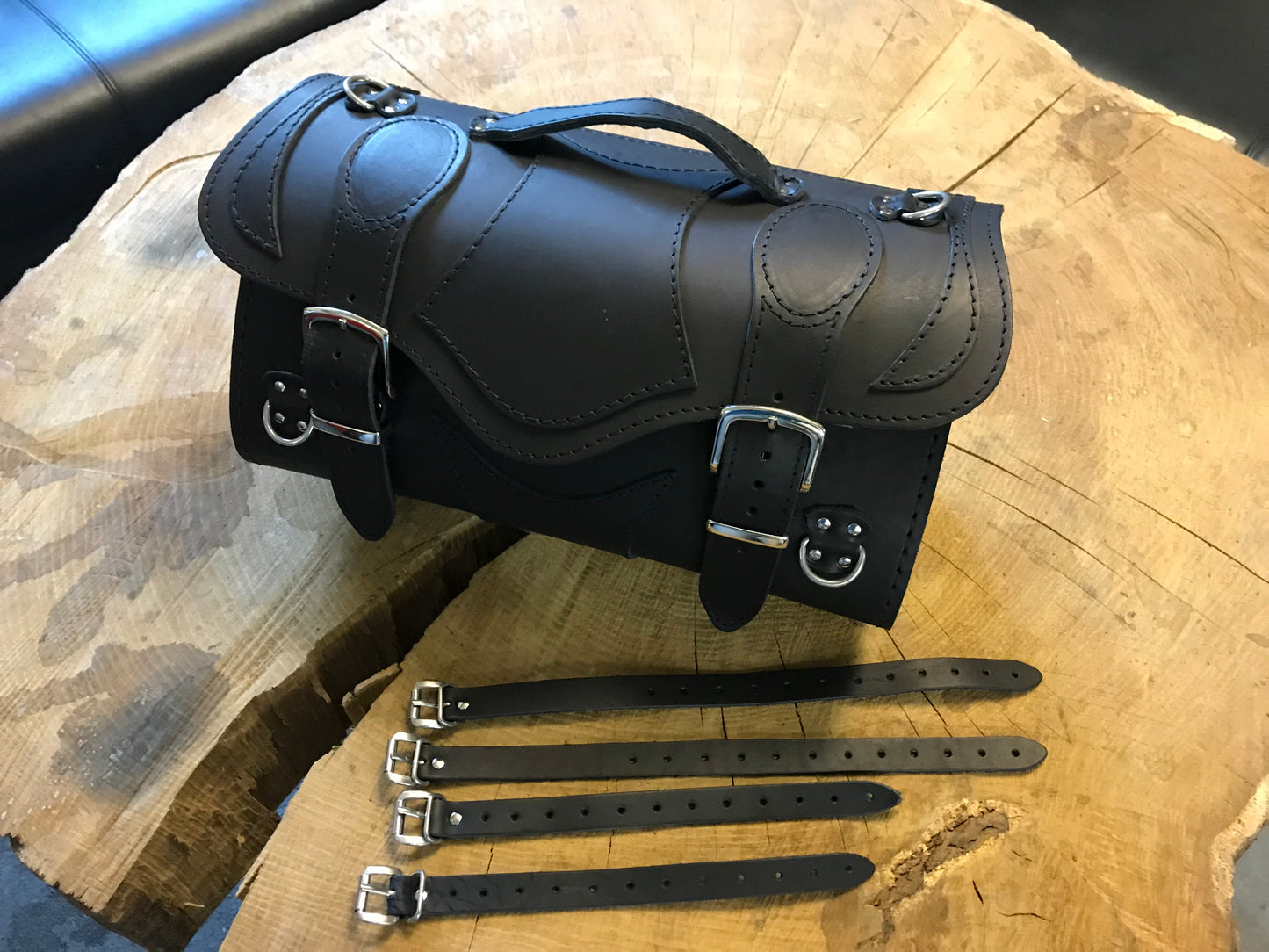 Gepäckkoffer "DEVIL" 11L  in schwarz
