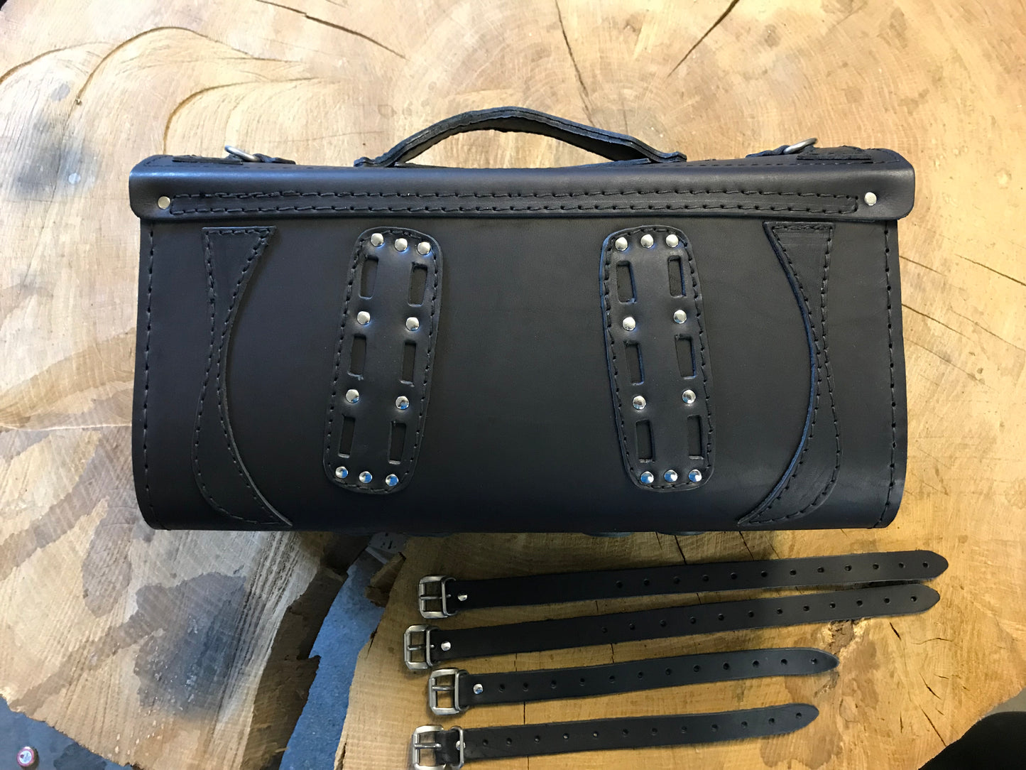 Gepäckkoffer "DEVIL" 11L  in schwarz
